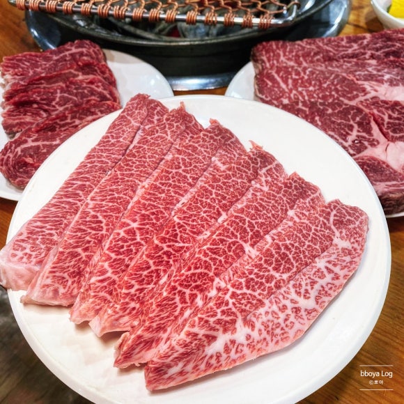 까망돼지 이미지