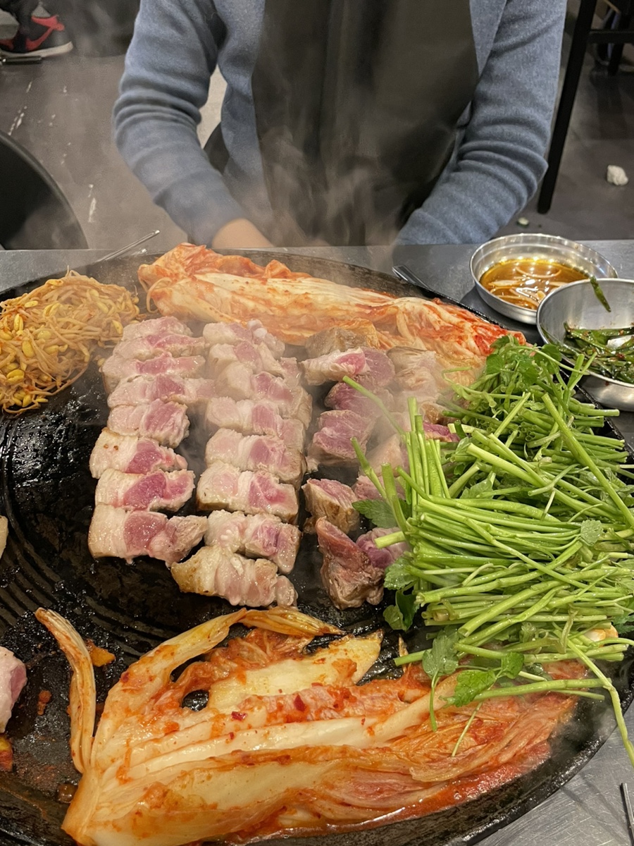 삼겹살땡기는날 이미지