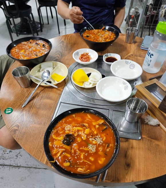 흥용각 이미지