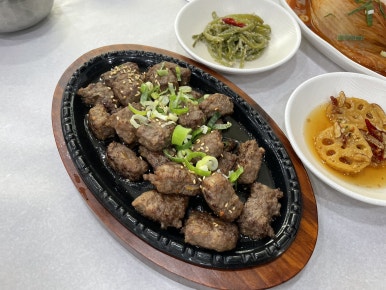 우렁각시와꽃길 이미지