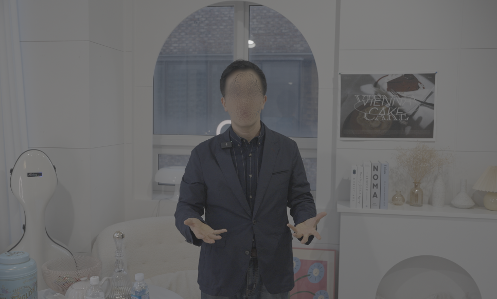 아델앤코 이미지