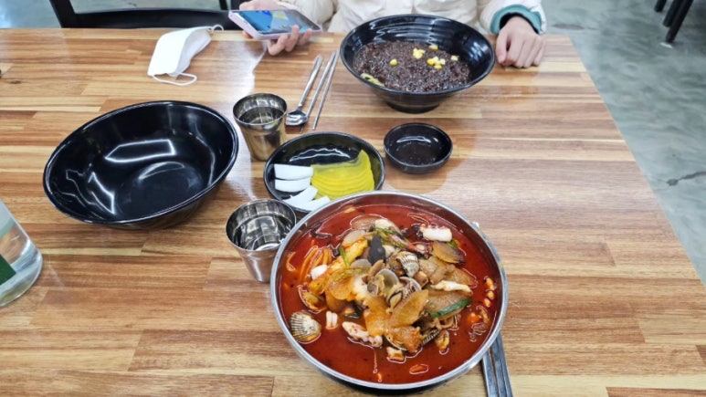 짬뽕깡패꼬짬 이미지