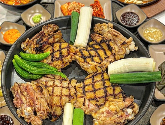 아주맛있는닭 이미지