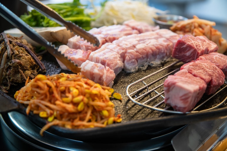 첨단솥뚜껑삼겹살 이미지