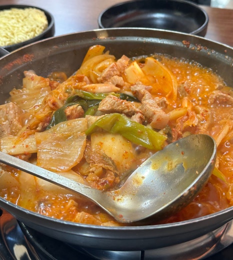 원조생고기 두루치기전문 이미지