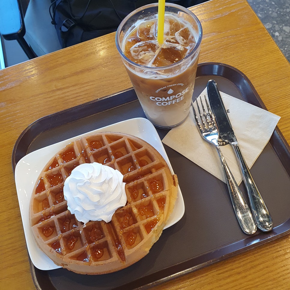 컴포즈커피김포 이미지