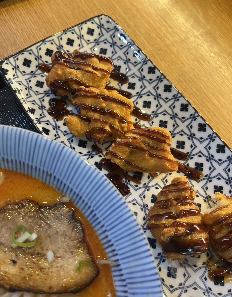 얏타미라멘 이미지