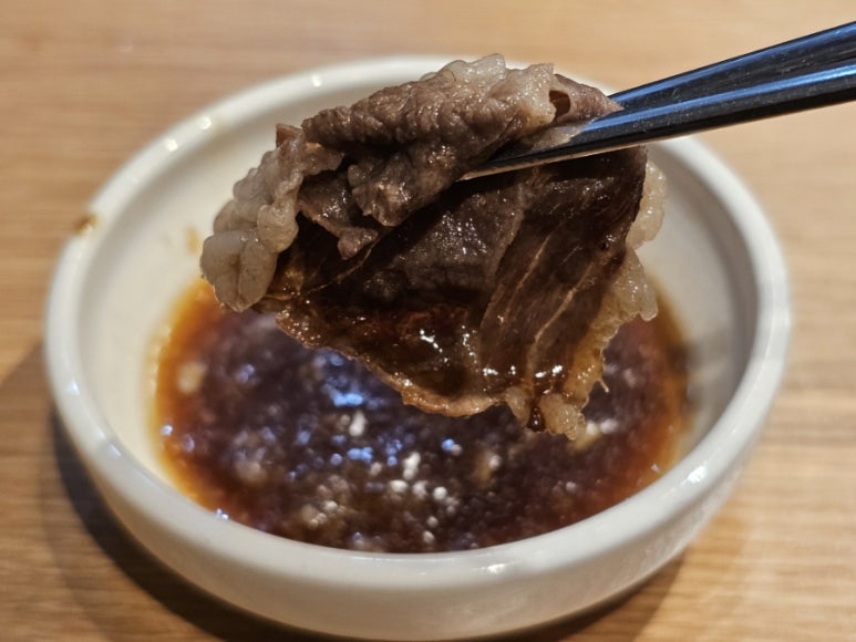 미소짓는한우 이미지
