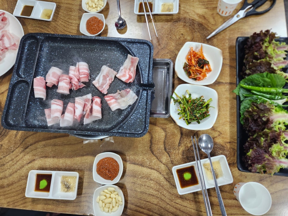섭이네 삼겹살 이미지