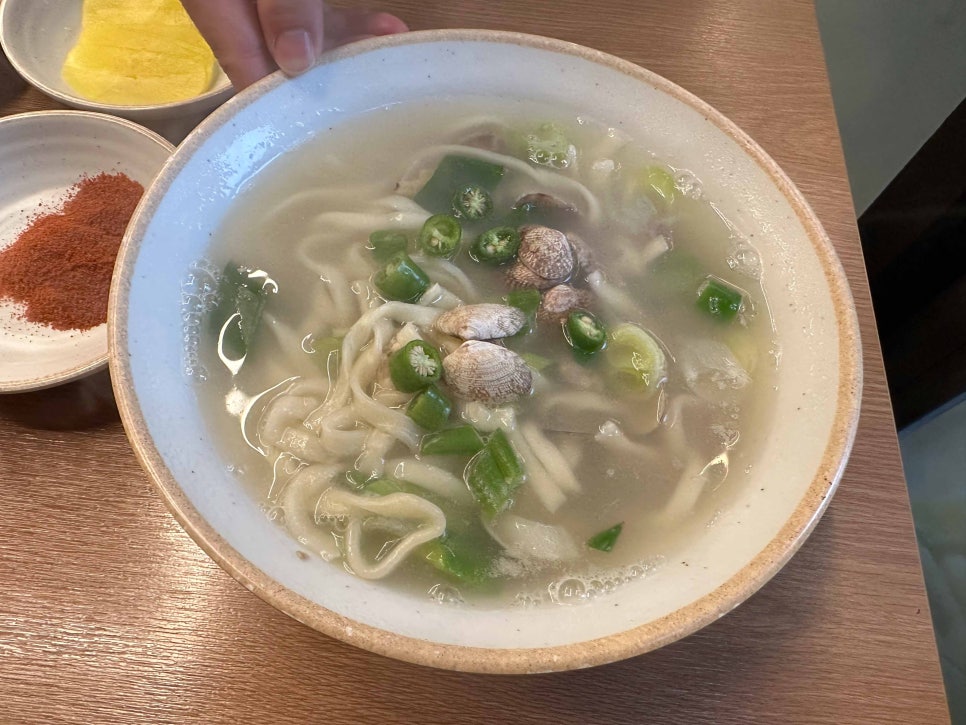 엄마손보쌈칼국수 이미지