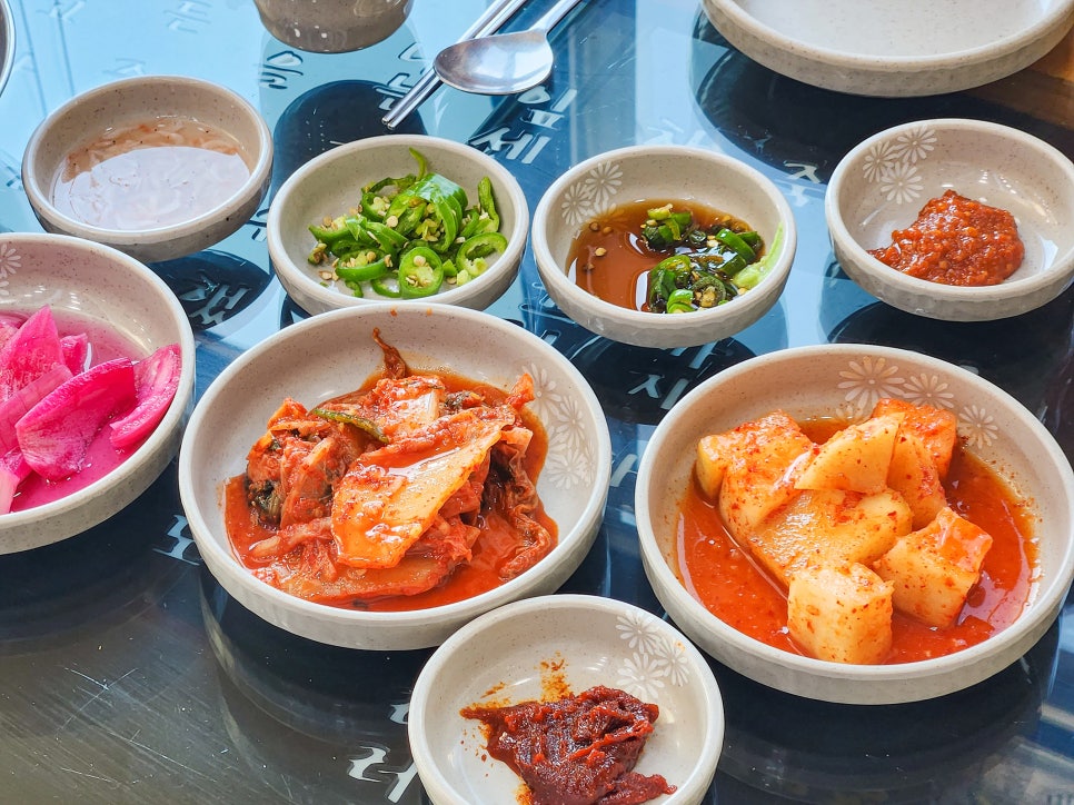 유량돌솥삼계탕족탕전문점 이미지