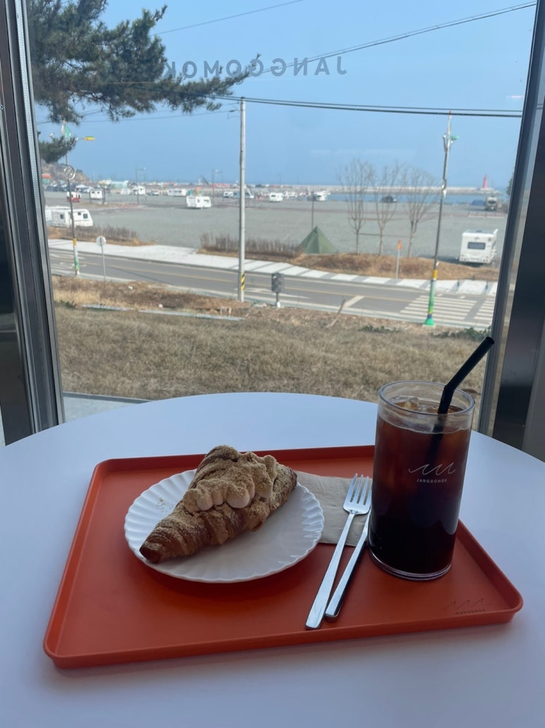 장고목 이미지