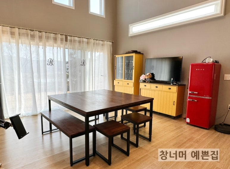 창너머예쁜집 이미지
