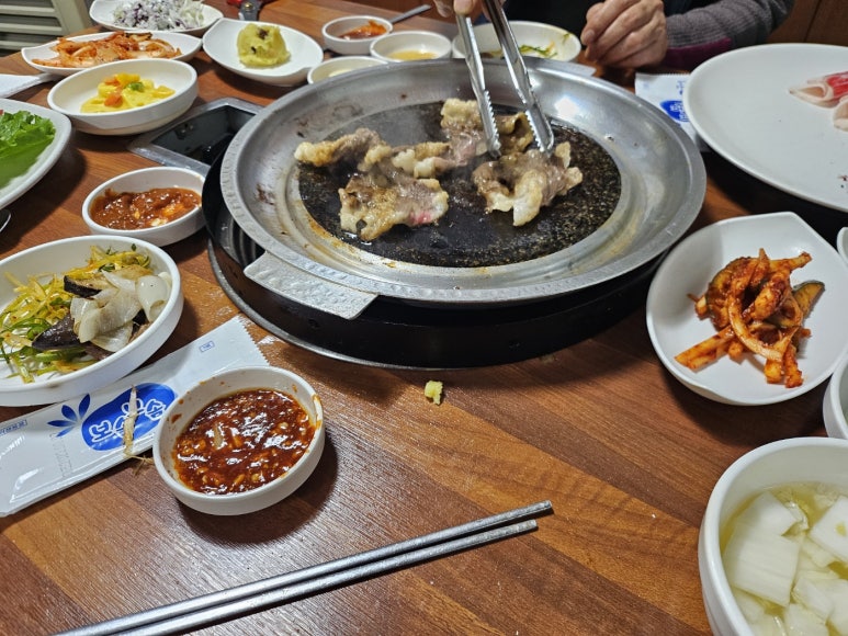 명성한우삼겹살 이미지