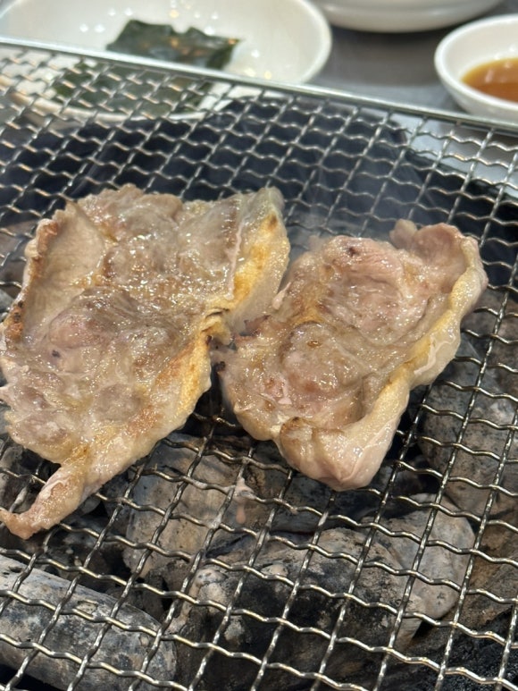 목살집 이미지