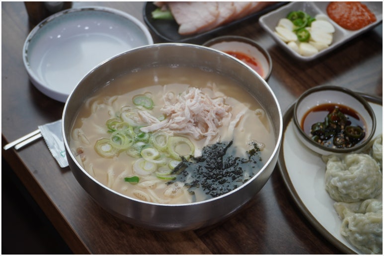 사계절칼국수 이미지