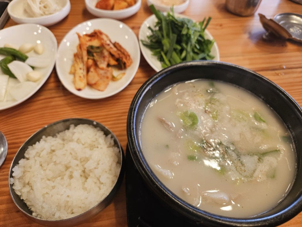 진 돼지국밥 이미지