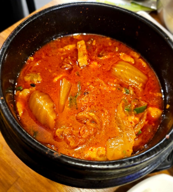 솥뚜껑야식 이미지