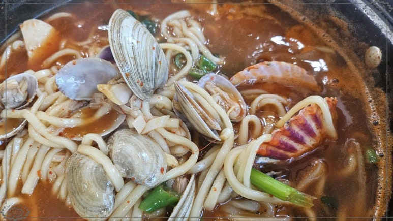 안면도전통손칼국수 이미지