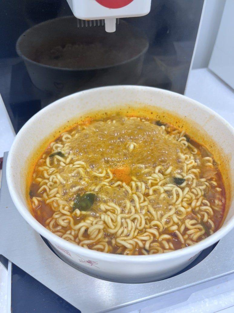 띵지라면 이미지