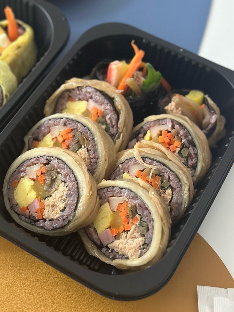 돌돌마리 김밥 이미지