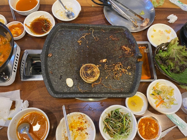 동숙이생고기콩김치찌개 이미지