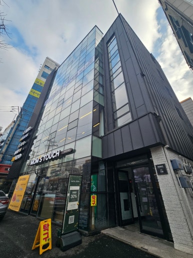 디와이폴댄스스튜디오 이미지
