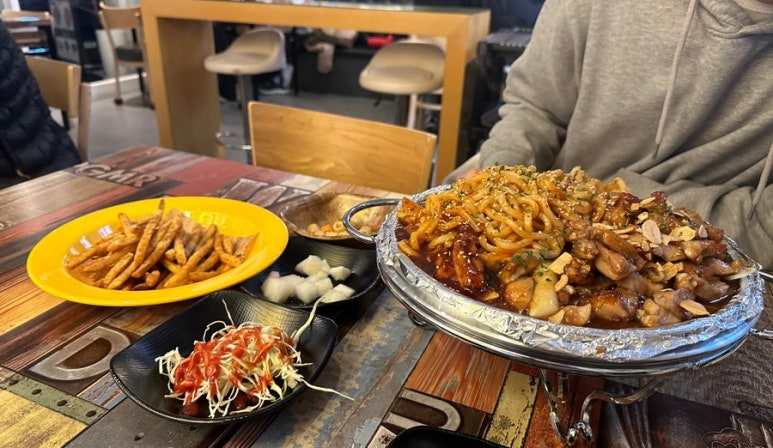 훌랄라참숯바베큐치킨상안점 이미지
