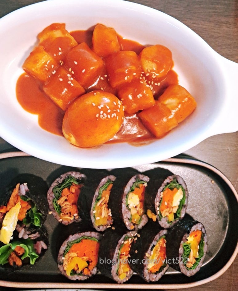 가루김밥떡볶이 이미지