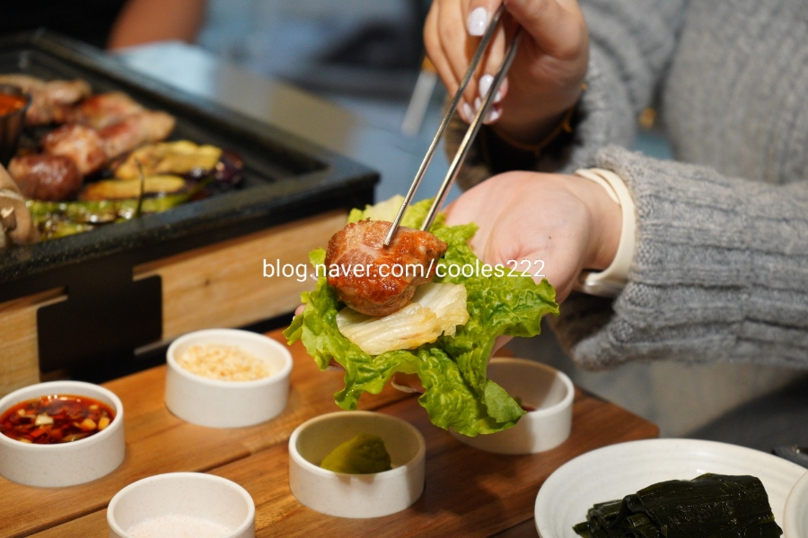 우녁집 이미지