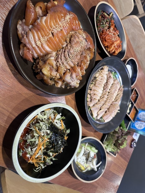 진족발보쌈 이미지