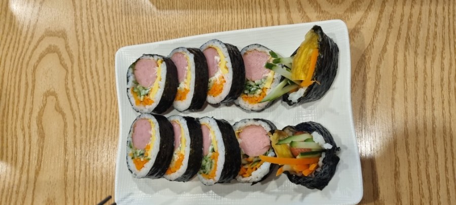 동글이 꼬마김밥 이미지