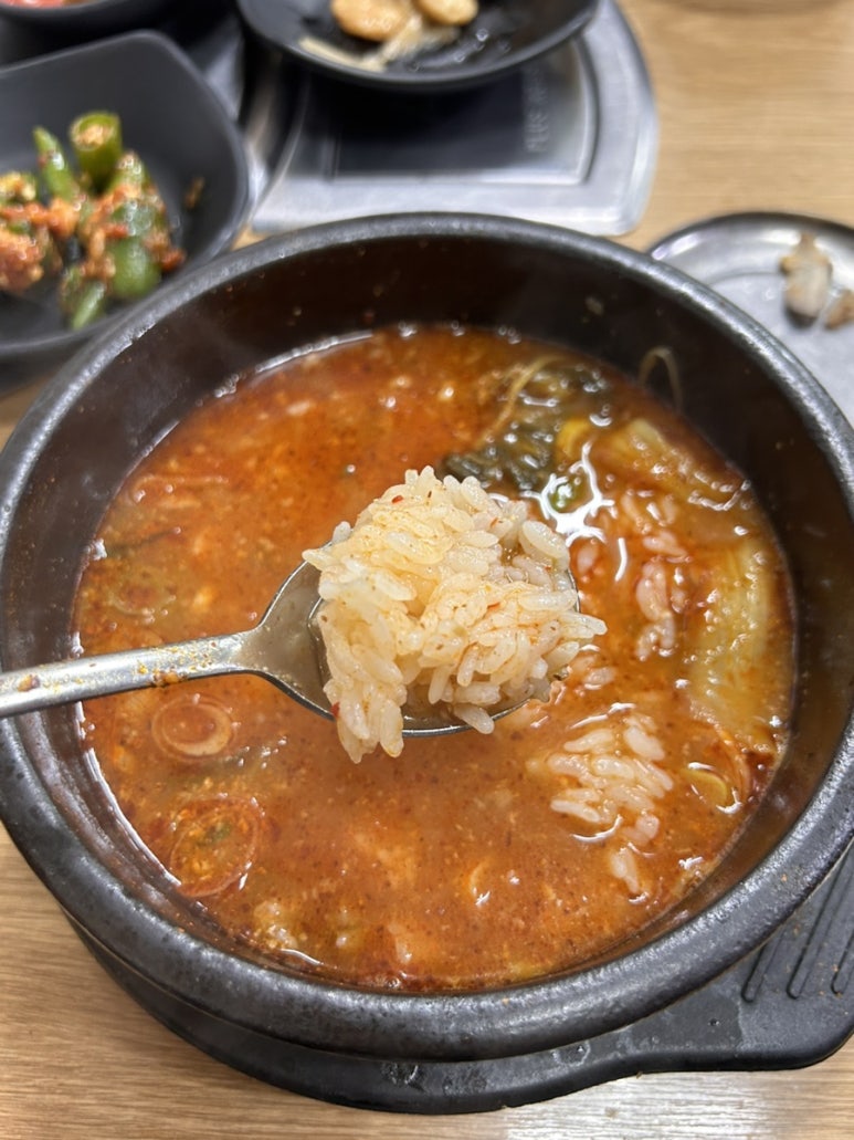 원당감자탕 동교점 이미지