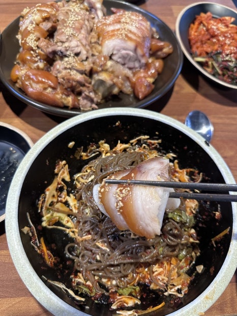 진족발보쌈 이미지