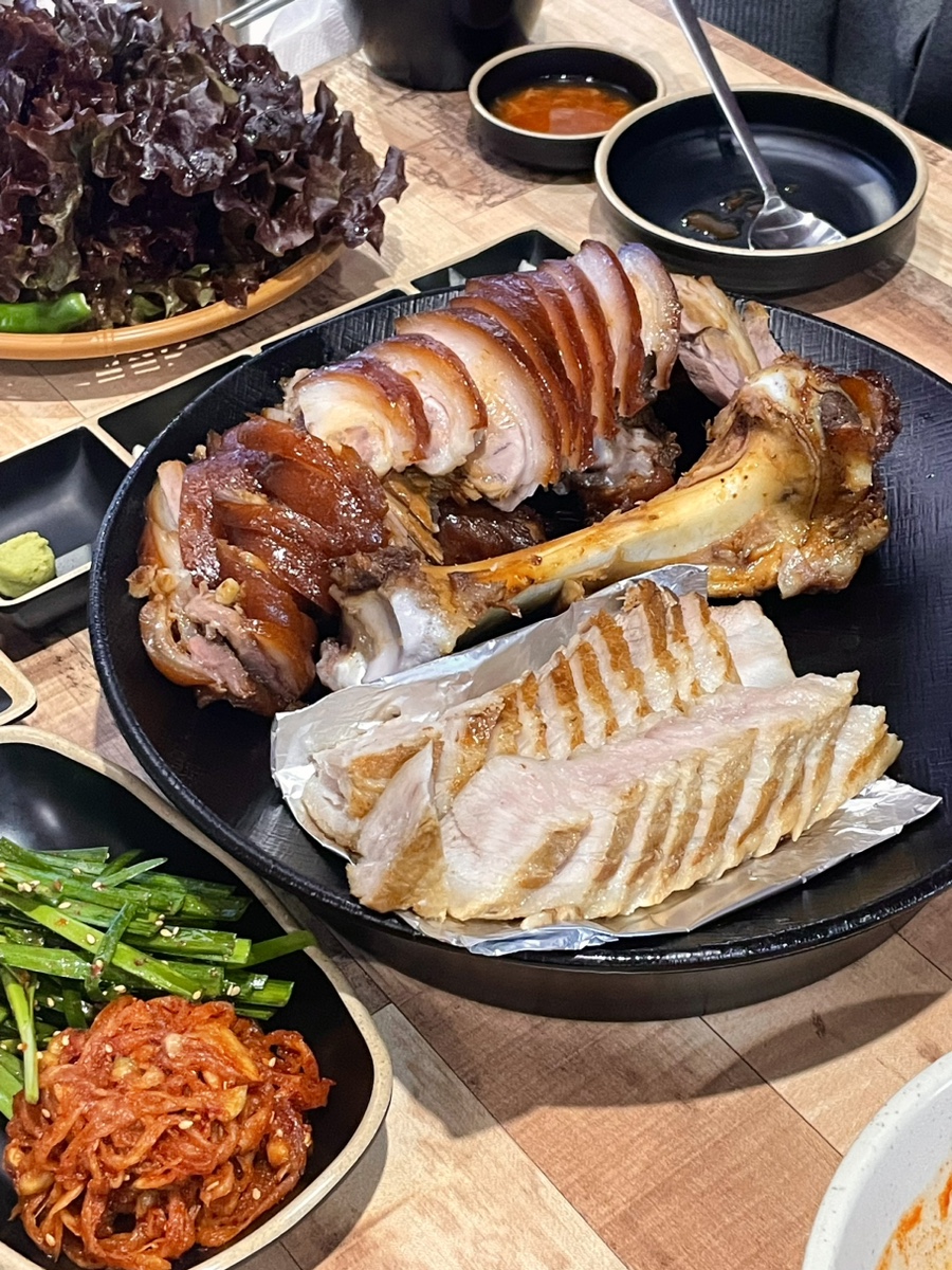 윤족발 이미지