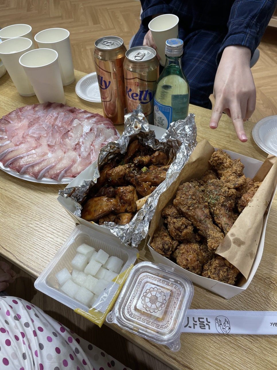 봉다리숯불두마리치킨 이미지