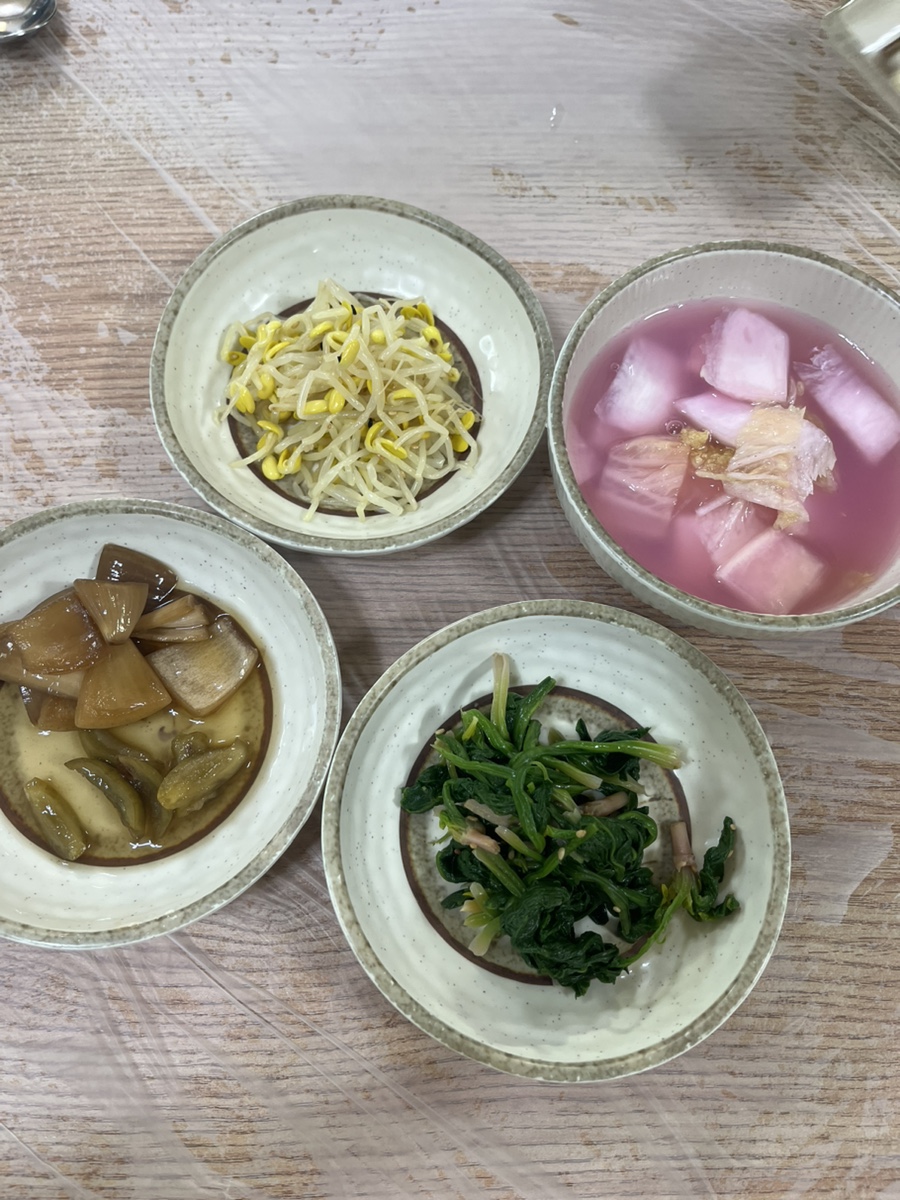 송이해물와 오리백숙 이미지