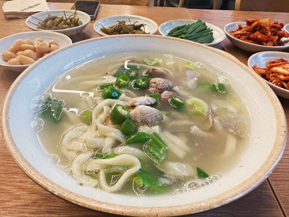 엄마손바지락칼국수 이미지