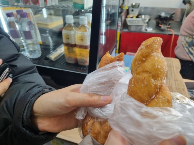 수색꽈배기 이미지