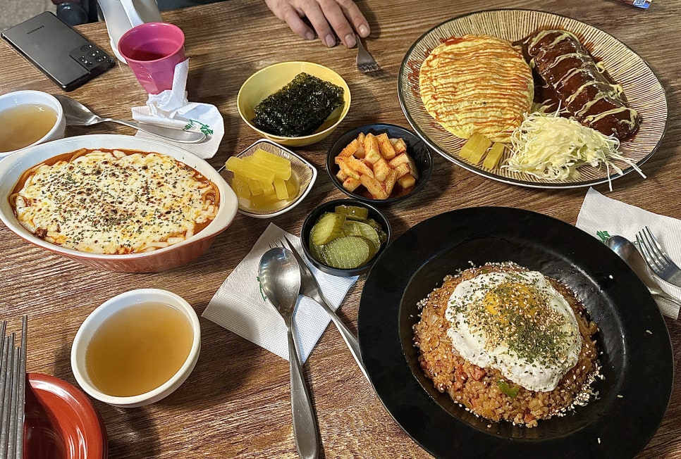 부자이모네얼얼떡볶이 이미지
