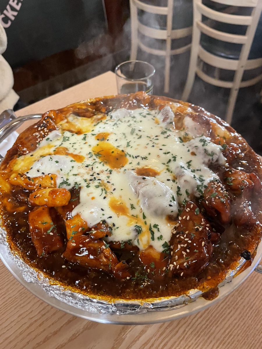 훌랄라참숯바베큐치킨 이미지