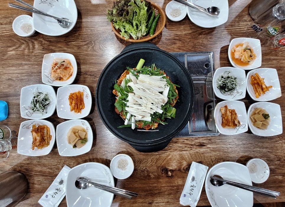 삼백년누룽지백숙 이미지