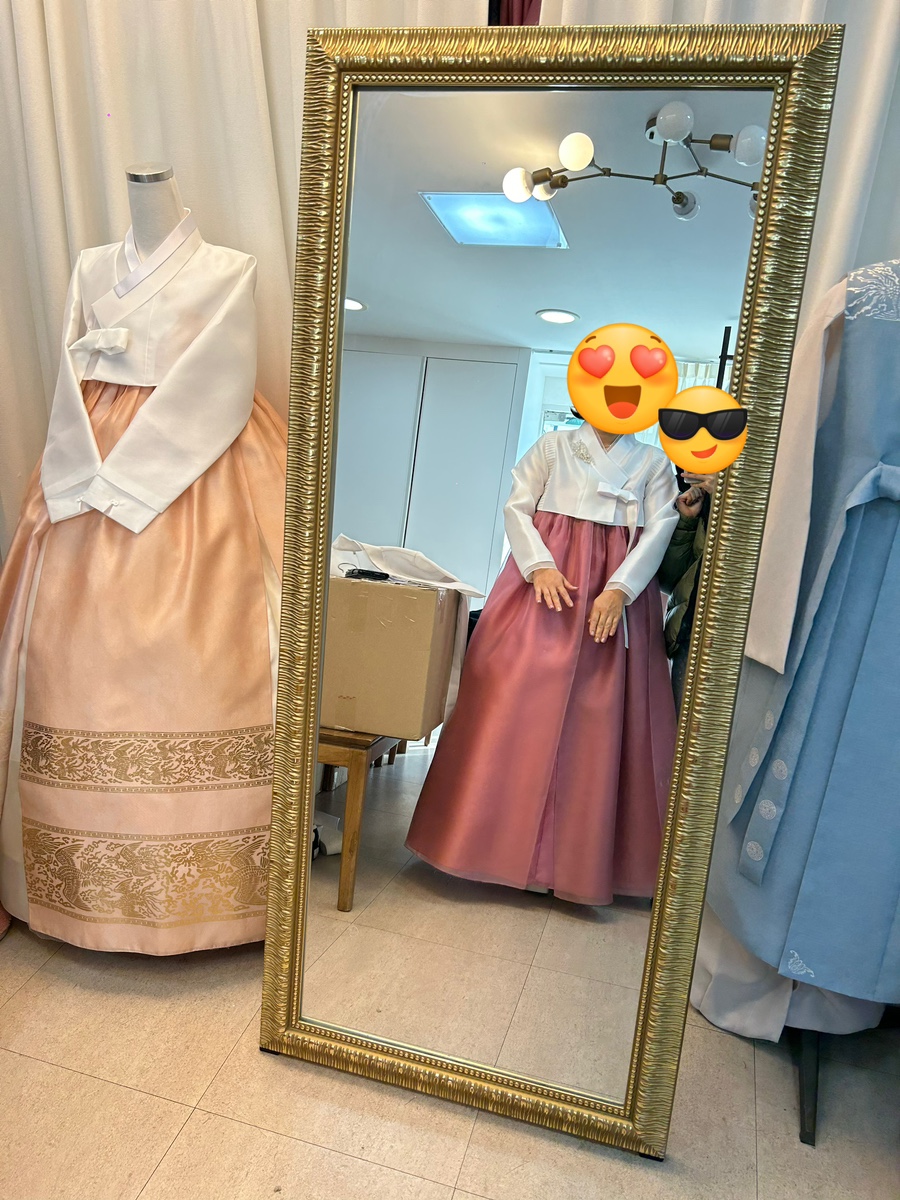 라미라우리옷 이미지