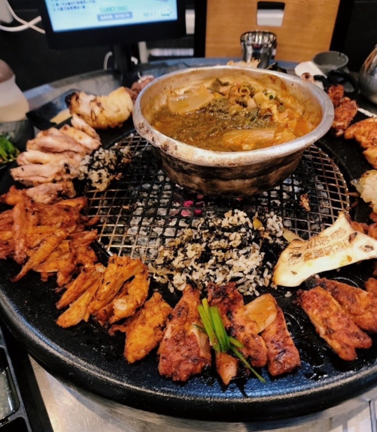 서서방숯불닭갈비 이미지