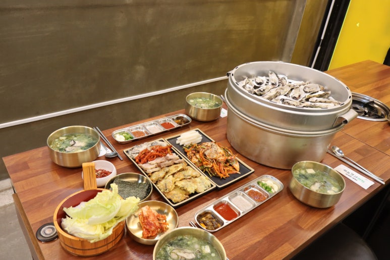 삼돌집 이미지