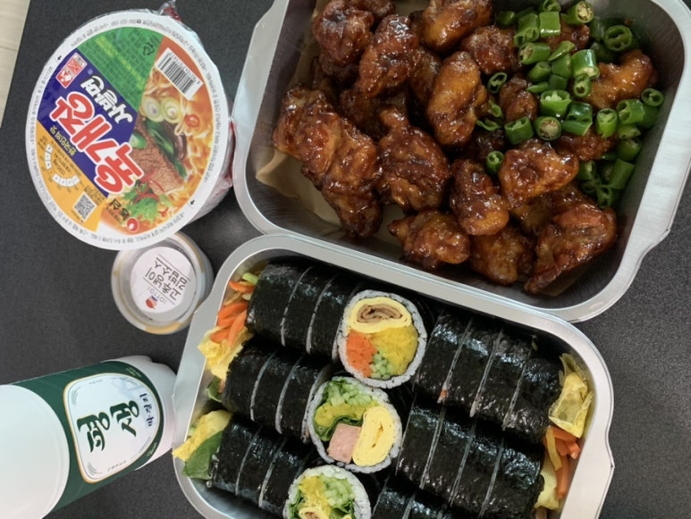 마리에김밥 이미지