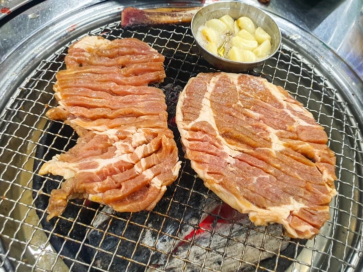 초지참숯불갈비 이미지