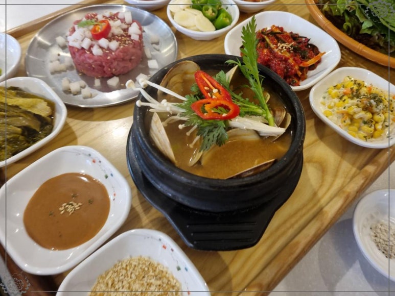 백합돼지김치찌개 이미지