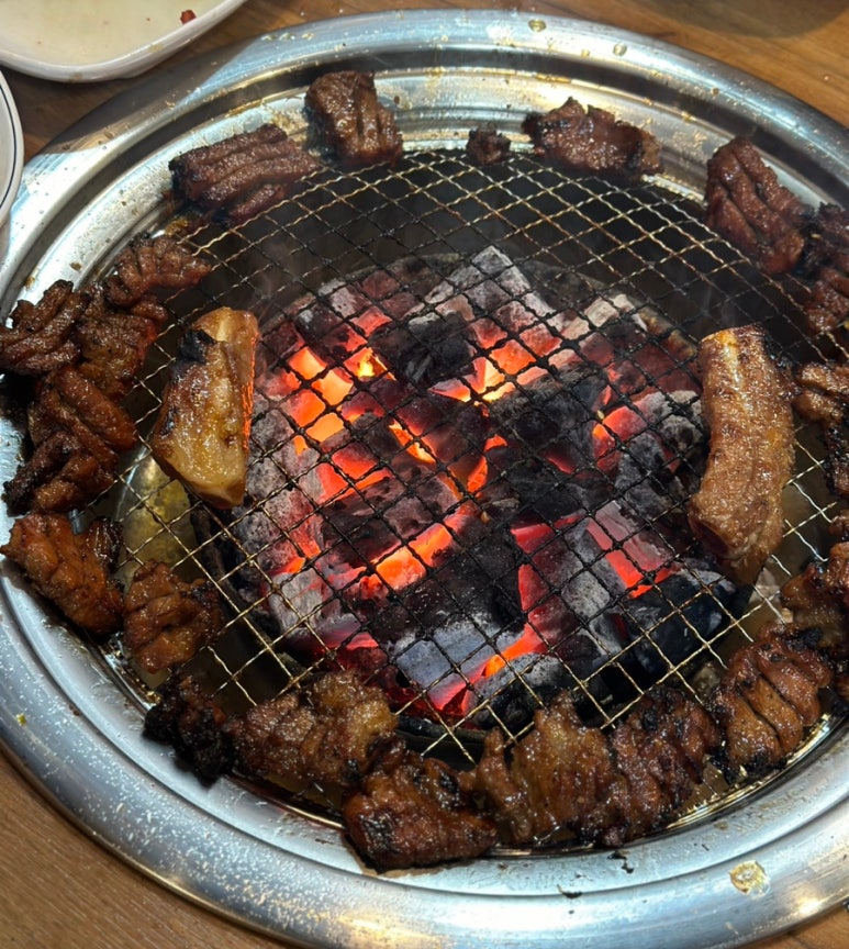여유돼지부자돼소 이미지
