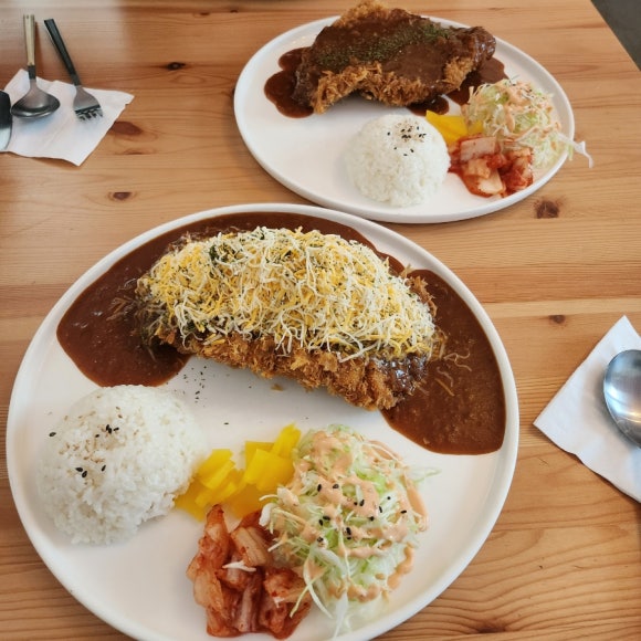 만월돈가스 이미지